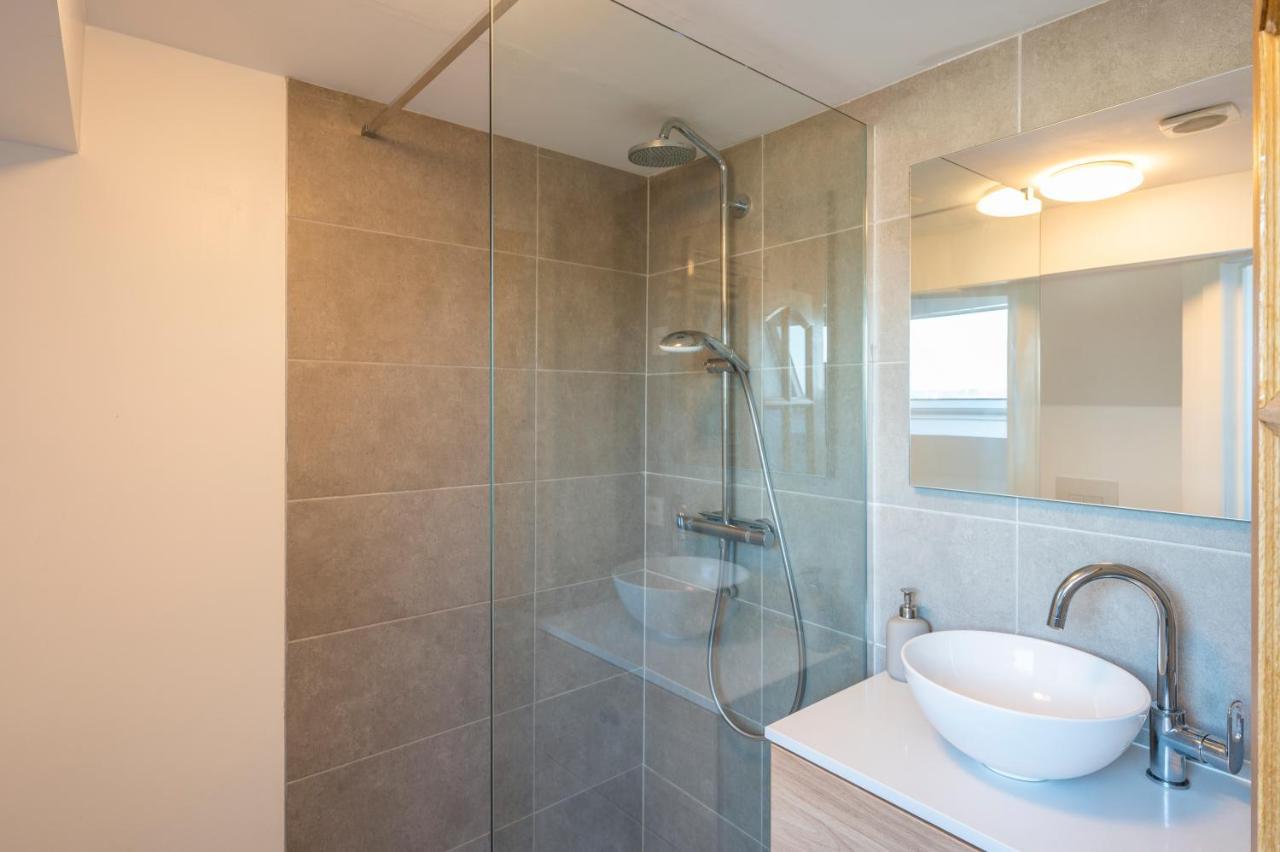 M&F Sweet In Grey Apartment Вилворд Екстериор снимка