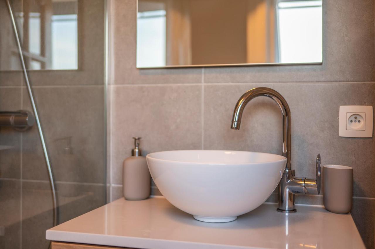 M&F Sweet In Grey Apartment Вилворд Екстериор снимка