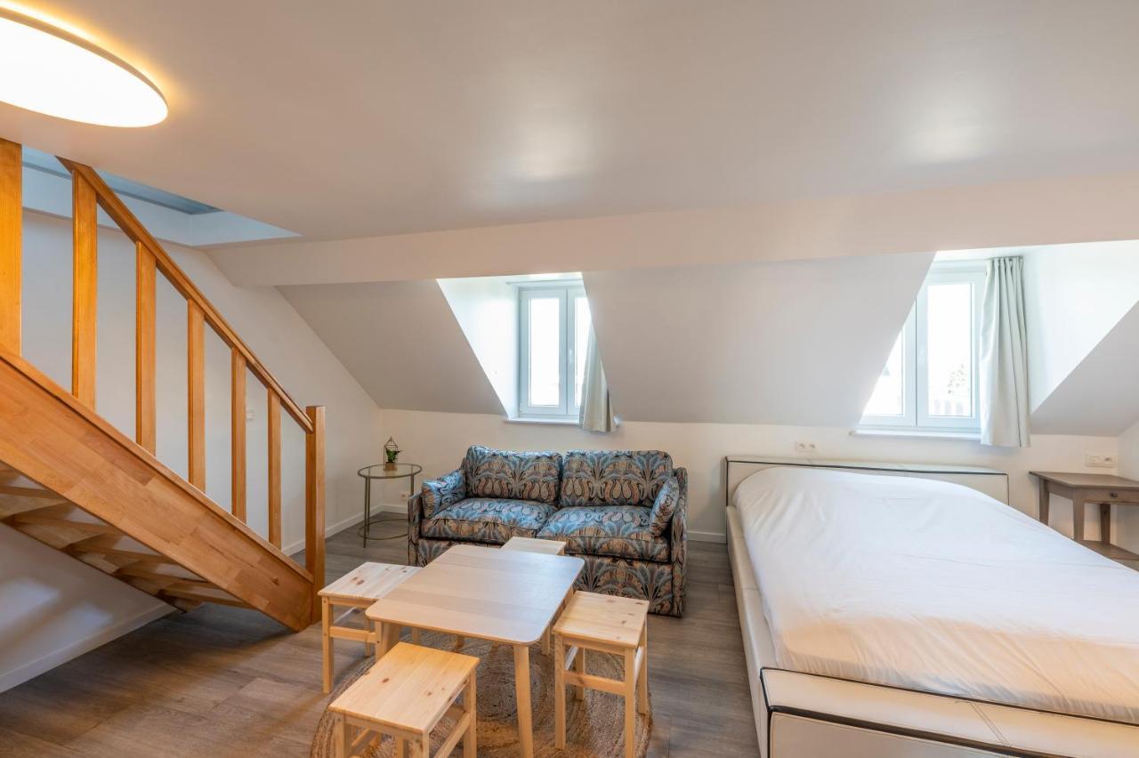 M&F Sweet In Grey Apartment Вилворд Екстериор снимка
