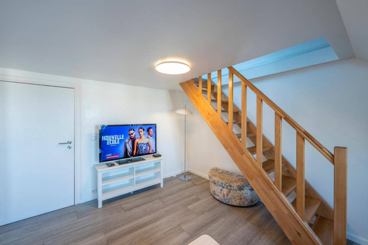 M&F Sweet In Grey Apartment Вилворд Екстериор снимка